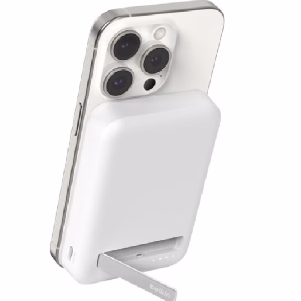 Belkin BoostCharge Pro Magnetic Power Bank 8K With Qi2 - White (BPD007btWH)
