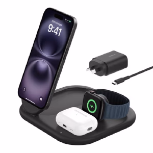 Belkin BoostCharge 3-in-1 Magnetic Foldable Wireless Charger 15W With Qi2 - Black (WIZ029auBK)