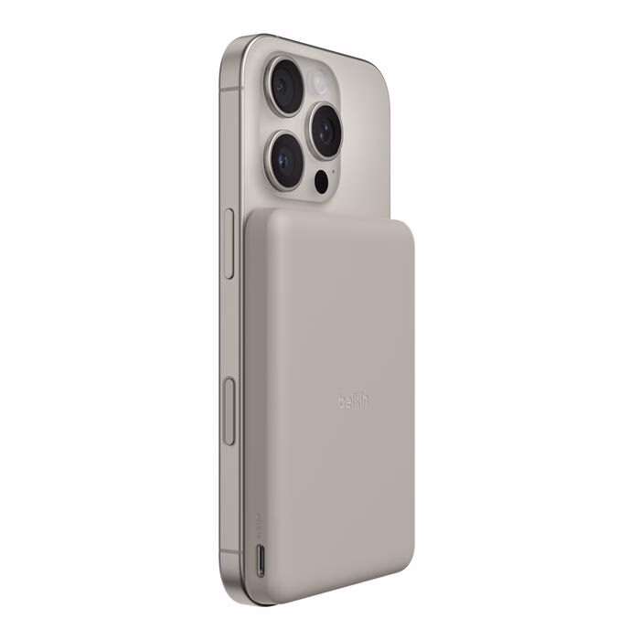 Belkin BoostCharge Slim Magnetic Power Bank 5K Sand